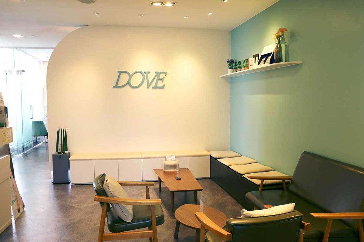 DOVE CLINIC Interio-1